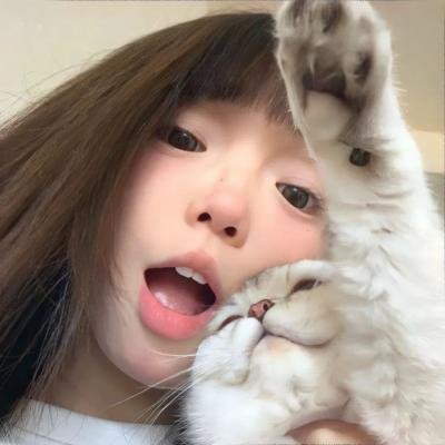 黑暗中的两个人